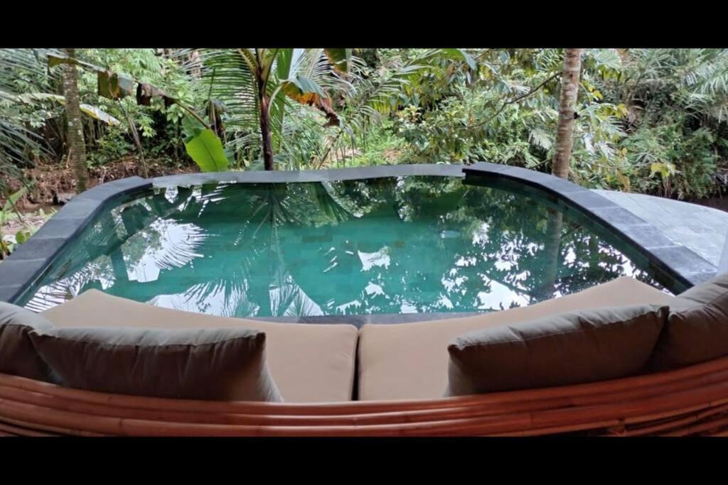 Eco Bamboo Island Bali - Bamboo House #4 Villa Selat Buitenkant foto